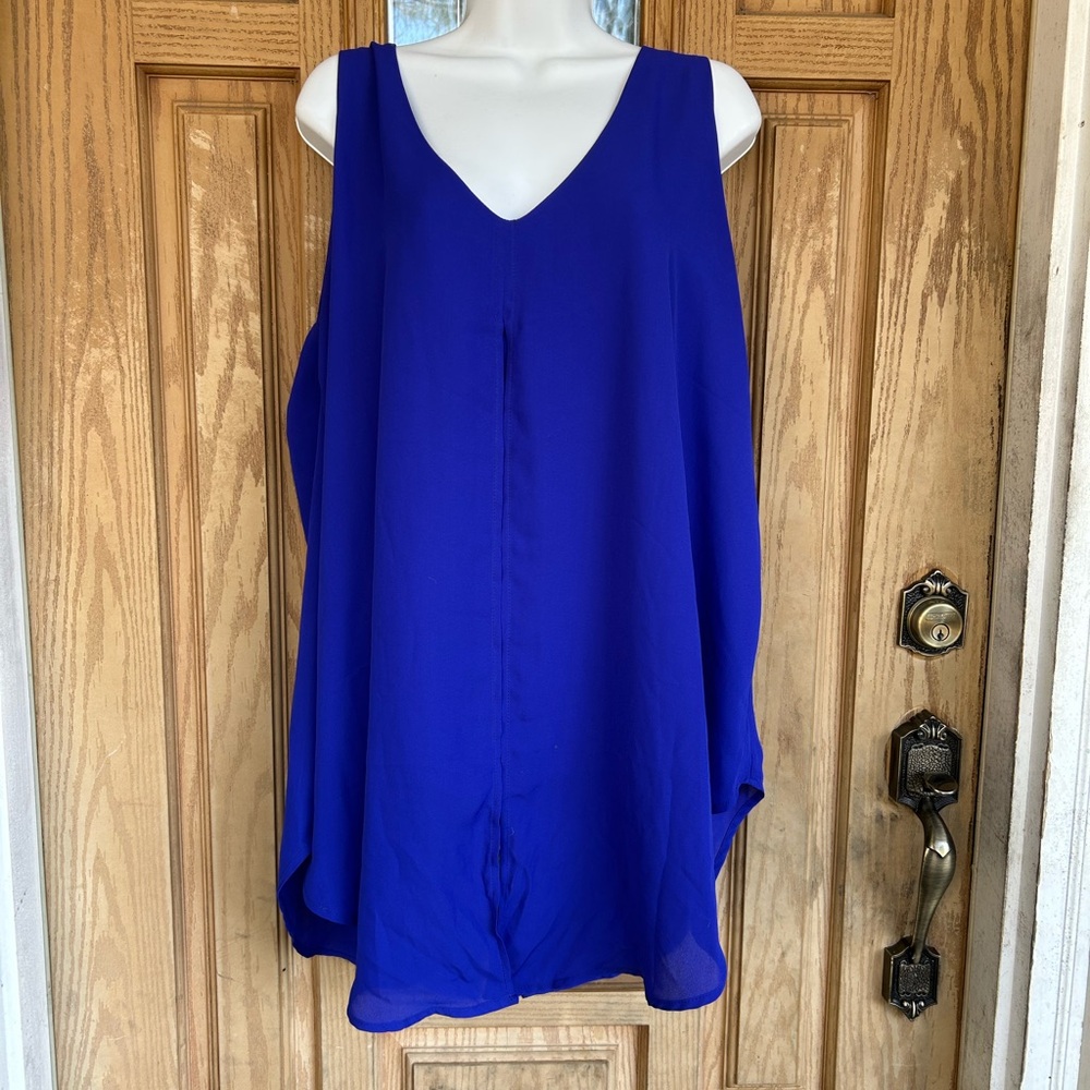 💚3/$25 Miss Lili Cobalt Blue Sleeveless Top with tie front
